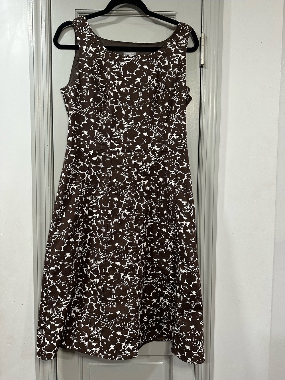 Ann Taylor White Floral A-Line Women's Dress